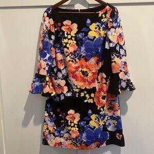 Tahari‎ A-Line Dress Black Floral Bell Sleeve Boatneck Shift Stretch Knee Length